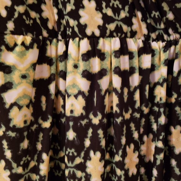 🌷Lucie Lu Crossover Dress size 2X - Picture 2 of 5